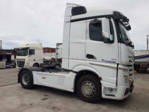 truck MERCEDES ACTROS 1851 FV017RW 133440